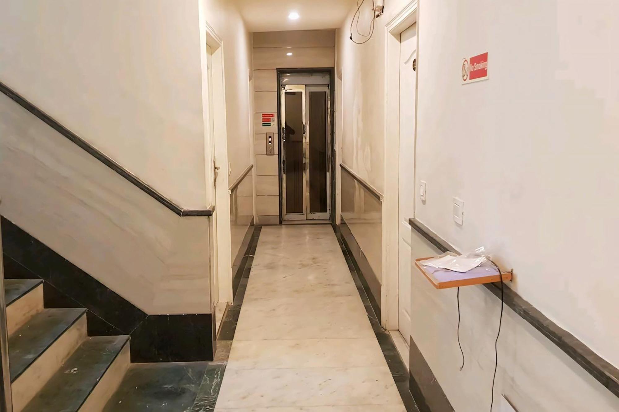 Hotel Leo Continental Neu-Delhi Exterior foto