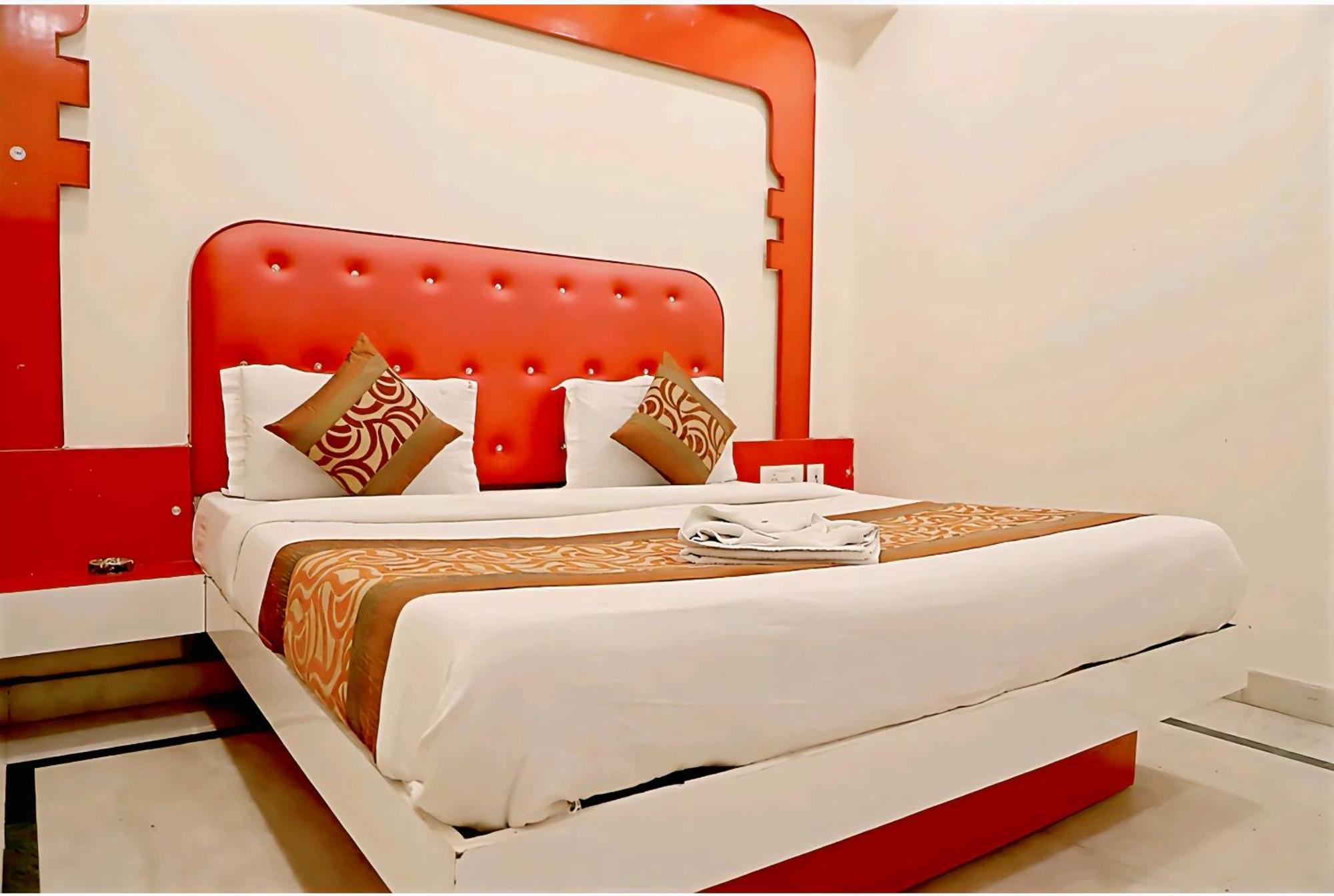 Hotel Leo Continental Neu-Delhi Exterior foto
